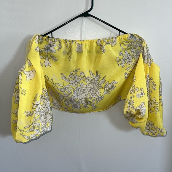 Lush Tops - Lush Women’s Yellow Flowy Floral Off The Shoulder Crop Top Size Medium